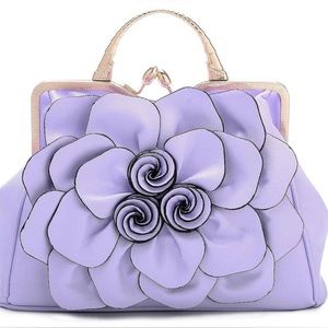 Exquisite Leather Flower Kiss-Lock Handbag